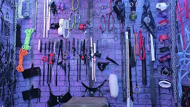 PANDORANEZZ online show from 5, 2, 2026