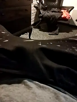 Snapshot of Kutasmaly chatting on 3, 11, 2025 Kutasmaly online show from 3, 11, 2025