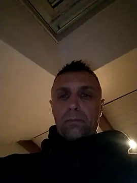 Kutasmaly online show from 8, 1, 2026