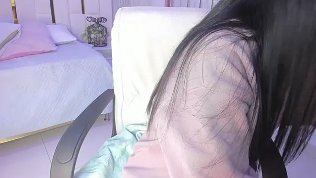 Meghan stonne  online show from 10, 10, 2025