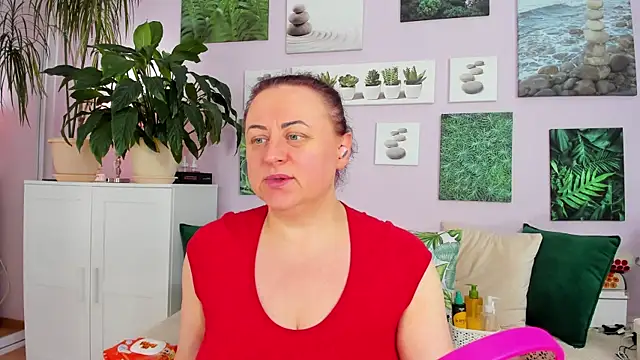 Snapshot of BigTittyGoddess chatting on 2, 3, 2025 BigTittyGoddess online show from 2, 3, 2025