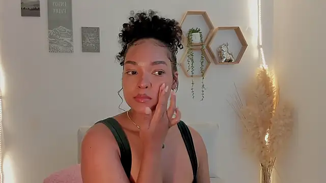 mariam hill online show from 6, 7, 2026