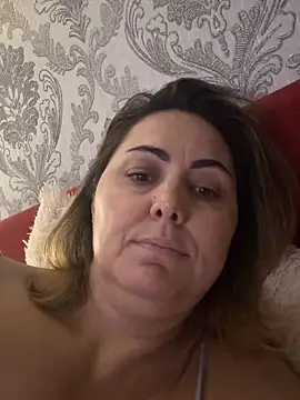 Snapshot of Emma_roqueen chatting on 23, 9, 2025 Emma roqueen online show from 23, 9, 2025