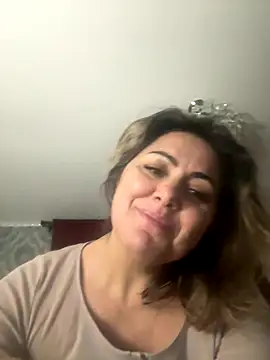 Snapshot of Emma_roqueen chatting on 11, 10, 2025 Emma roqueen online show from 11, 10, 2025