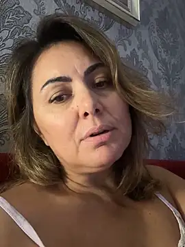 Snapshot of Emma_roqueen chatting on 9, 11, 2025 Emma roqueen online show from 9, 11, 2025