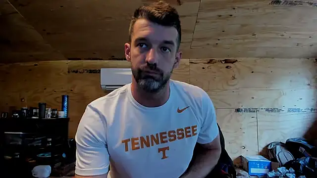 Snapshot of Kenny_Kyle chatting on 1, 2, 2025 Kenny Kyle online show from 1, 2, 2025