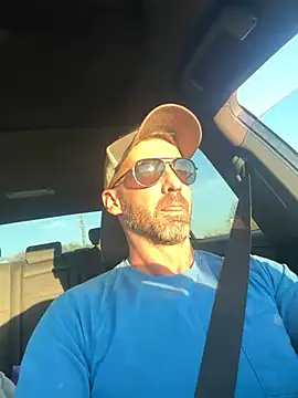 Snapshot of Kenny_Kyle chatting on 3, 2, 2025 Kenny Kyle online show from 3, 2, 2025