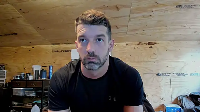 Snapshot of Kenny_Kyle chatting on 16, 2, 2025 Kenny Kyle online show from 16, 2, 2025