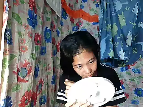 PinaySkinnyGirl online show from 12, 1, 2026