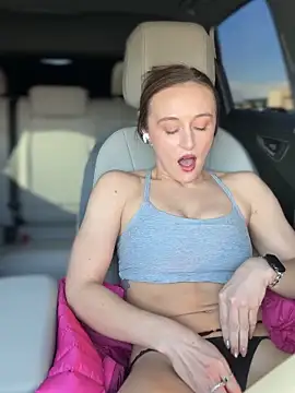 lunagirl13 online show from 4, 12, 2025