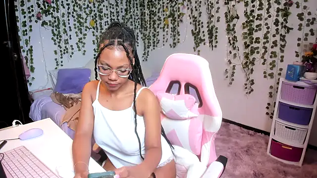 violeta milleer online show from 24, 11, 2025