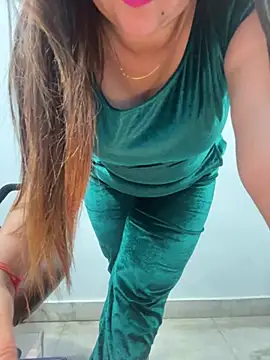 Snapshot of Preet_Kaur_69 chatting on 21, 1, 2025 Preet Kaur 69 online show from 21, 1, 2025