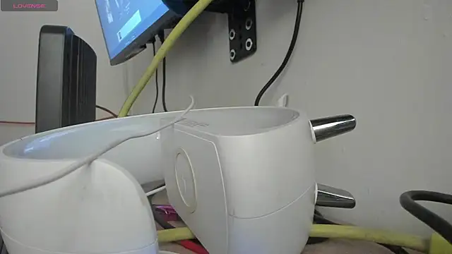 Hela wet online show from 10, 3, 2026