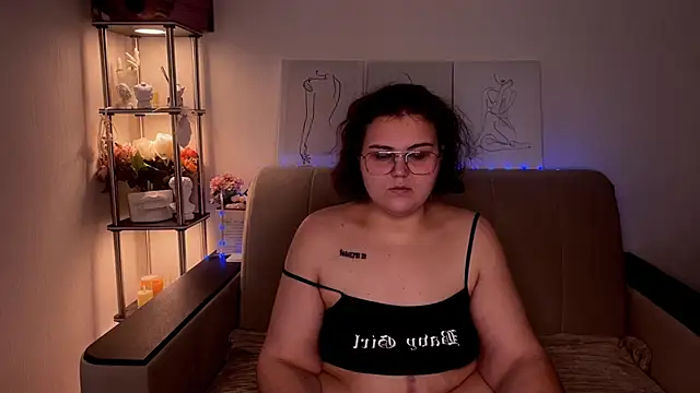 Curvy Jane online show from 28, 1, 2025