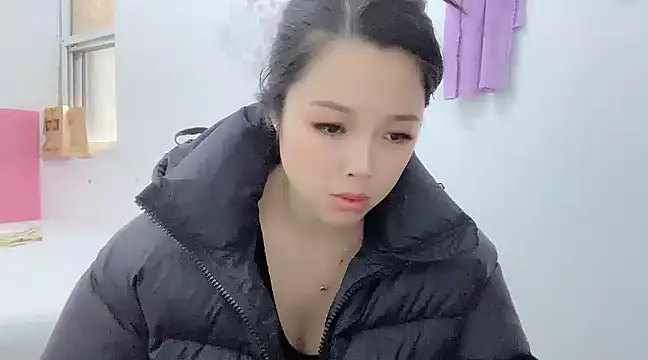 Snapshot of kk_lele chatting on 18, 12, 2024 kk lele online show from 18, 12, 2024