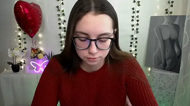 SweetPrincess  online show from 18, 2, 2025