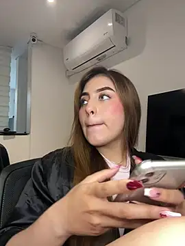 MaddyyLennon online show from 7, 1, 2025