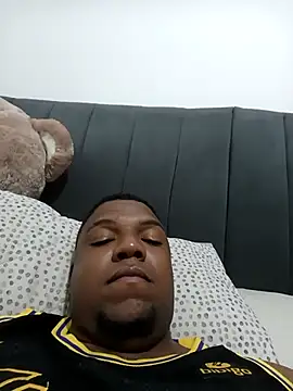 Snapshot of JHONOBR03909479 chatting on 21, 10, 2025 JHONOBR03909479 online show from 21, 10, 2025