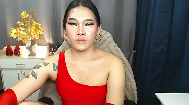 Ur Fantastic Lina online show from 23, 1, 2025