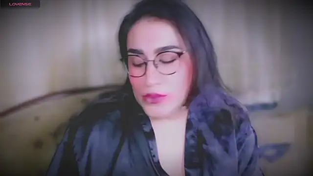 Snapshot of MERA_arab chatting on 1, 2, 2025 MERA arab online show from 1, 2, 2025