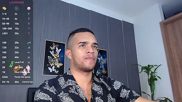 Snapshot of Bigcock_21cm_ chatting on 21, 3, 2025 Bigcock 21cm  online show from 21, 3, 2025