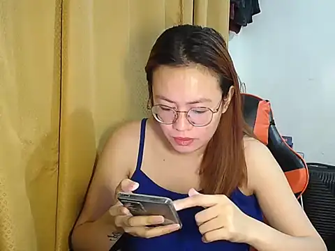 crizzybel online show from 4, 12, 2025