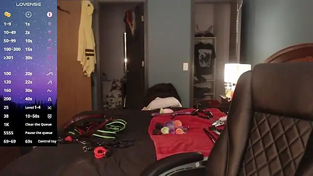 kinkywolf429 online show from 23, 3, 2026