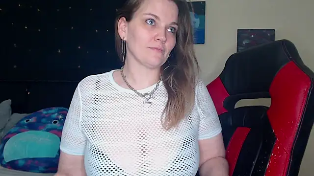 Snapshot of ToxicLilly chatting on 20, 12, 2024 ToxicLilly online show from 20, 12, 2024