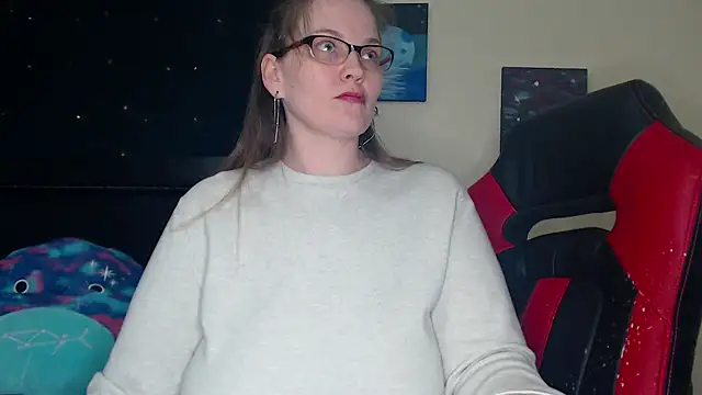 Snapshot of ToxicLilly chatting on 2, 1, 2025 ToxicLilly online show from 2, 1, 2025