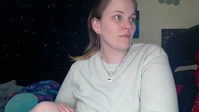 Snapshot of ToxicLilly chatting on 21, 2, 2025 ToxicLilly online show from 21, 2, 2025
