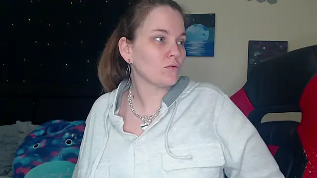 Snapshot of ToxicLilly chatting on 1, 3, 2025 ToxicLilly online show from 1, 3, 2025