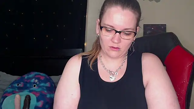 Snapshot of ToxicLilly chatting on 18, 3, 2025 ToxicLilly online show from 18, 3, 2025