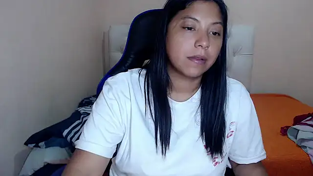 Leylafourniert online show from 13, 12, 2025