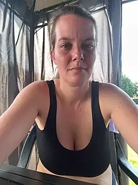 Snapshot of newMichelle chatting on 24, 6, 2026 newMichelle online show from 24, 6, 2026