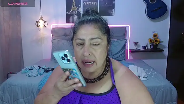 Keyla01  online show from 18, 4, 2026