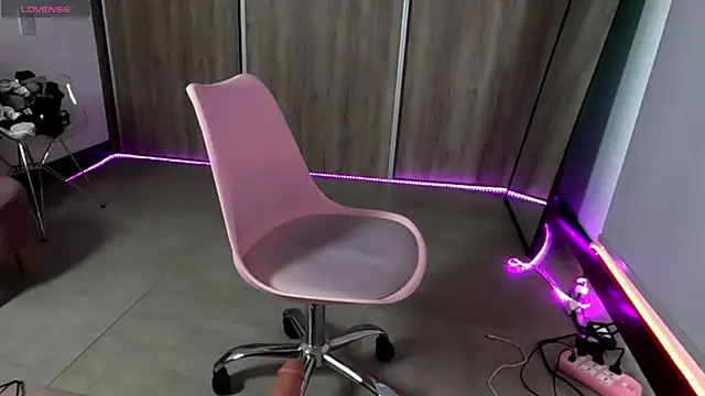 martiiaciar online show from 7, 2, 2025