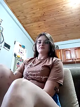 Emmacut online show from 11, 10, 2025