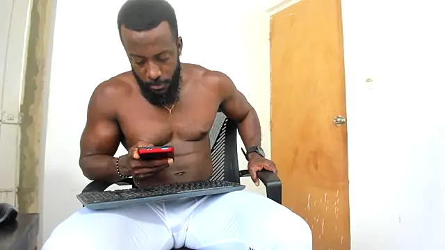 Snapshot of DaleHamilton chatting on 30, 1, 2025 DaleHamilton online show from 30, 1, 2025