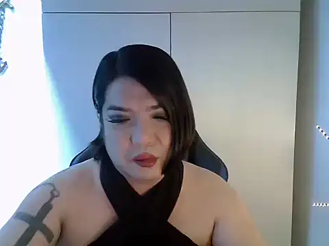 Snapshot of StrawberryWine07 chatting on 22, 1, 2025 StrawberryWine07 online show from 22, 1, 2025