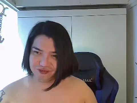 Snapshot of StrawberryWine07 chatting on 9, 3, 2025 StrawberryWine07 online show from 9, 3, 2025