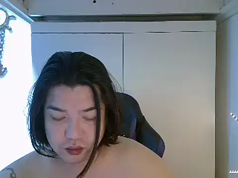 Snapshot of StrawberryWine07 chatting on 14, 3, 2025 StrawberryWine07 online show from 14, 3, 2025