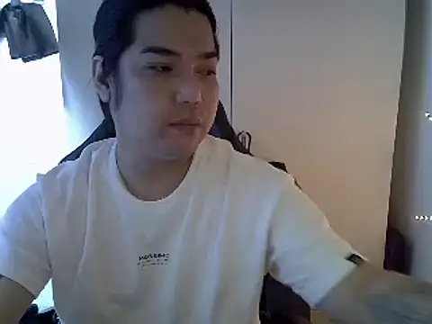 Snapshot of StrawberryWine07 chatting on 19, 3, 2025 StrawberryWine07 online show from 19, 3, 2025