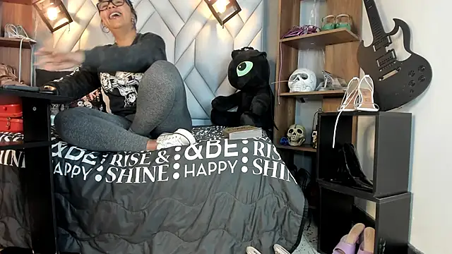 Snapshot of MirandaHaguen chatting on 26, 1, 2025 MirandaHaguen online show from 26, 1, 2025
