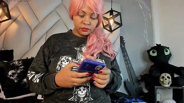 Snapshot of MirandaHaguen chatting on 18, 2, 2025 MirandaHaguen online show from 18, 2, 2025