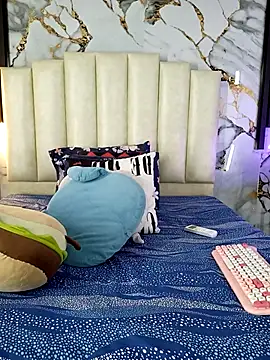 mollieblue69 online show from 7, 2, 2026