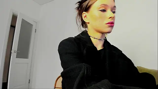 Snapshot of Kossie_ chatting on 19, 10, 2025 Kossie online show from 19, 10, 2025