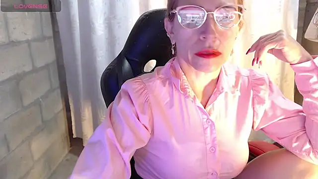 Chayla Ruiz online show from 14, 3, 2026