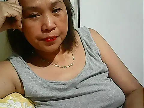 Lhadycarolyn online show from 3, 10, 2025