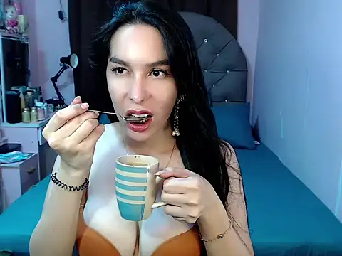 TSDESIREcindy29 online show from 2, 10, 2025