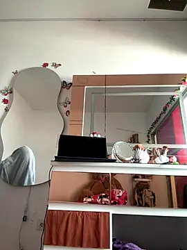 jailyncam  online show from 4, 12, 2025